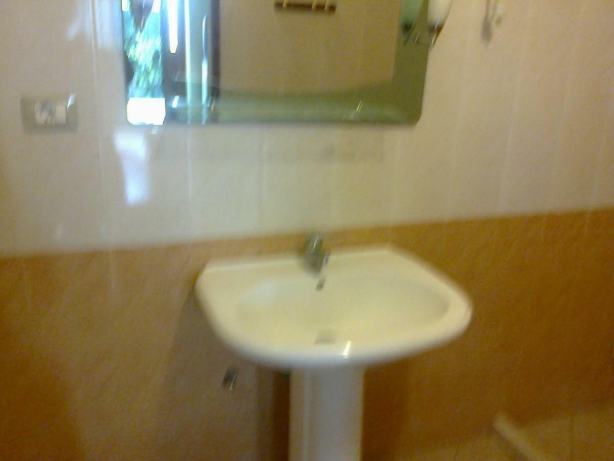 Mullaj Guest House Vlore Bagian luar foto